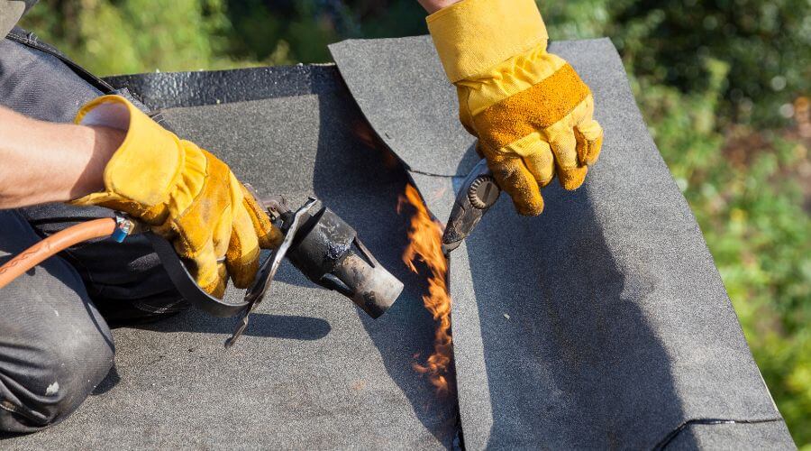Expert Emergency Roof Repairs services in Hueysville, KY